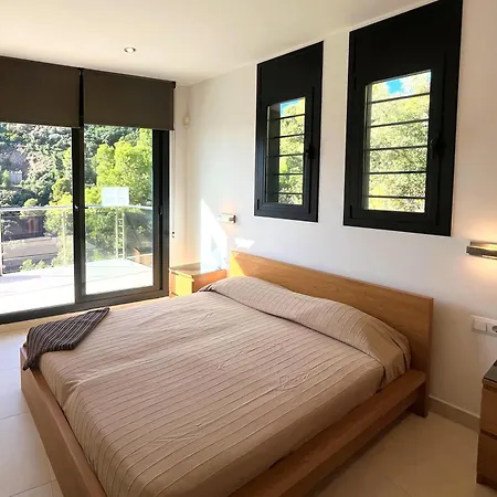 Villa De Lujo Con Vistas Al Mar Y Piscina Privada *